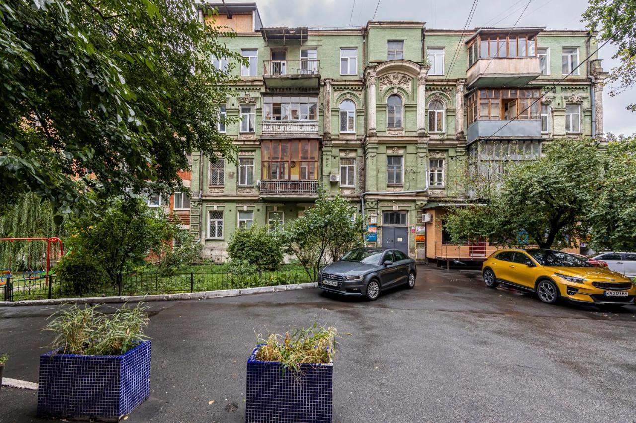 Kyiv Brown Loft Apartment Exterior photo